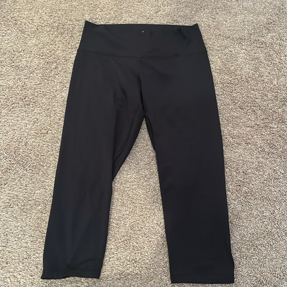 Adidas black 3/4 length leggings